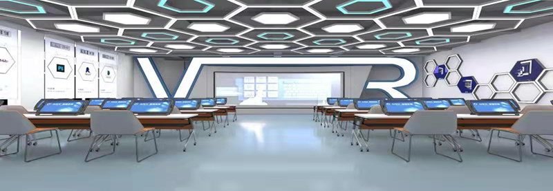 K12 STEAM classroom with VR and 3D displays